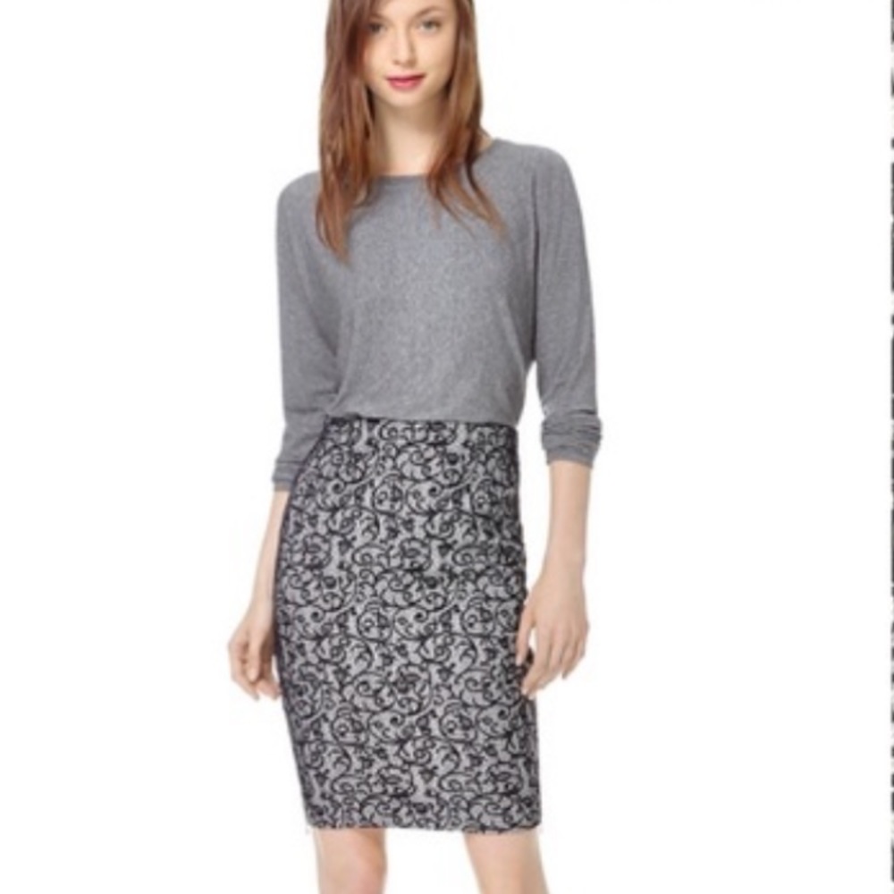 Aritzia Wilfred Campagne Black Lace Skirt Two Side Zipper Vents Size 0
